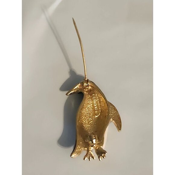 Vintage Gerry's Penguin Enamel Gold-Tone Brooch Pin - Picture 3 of 4